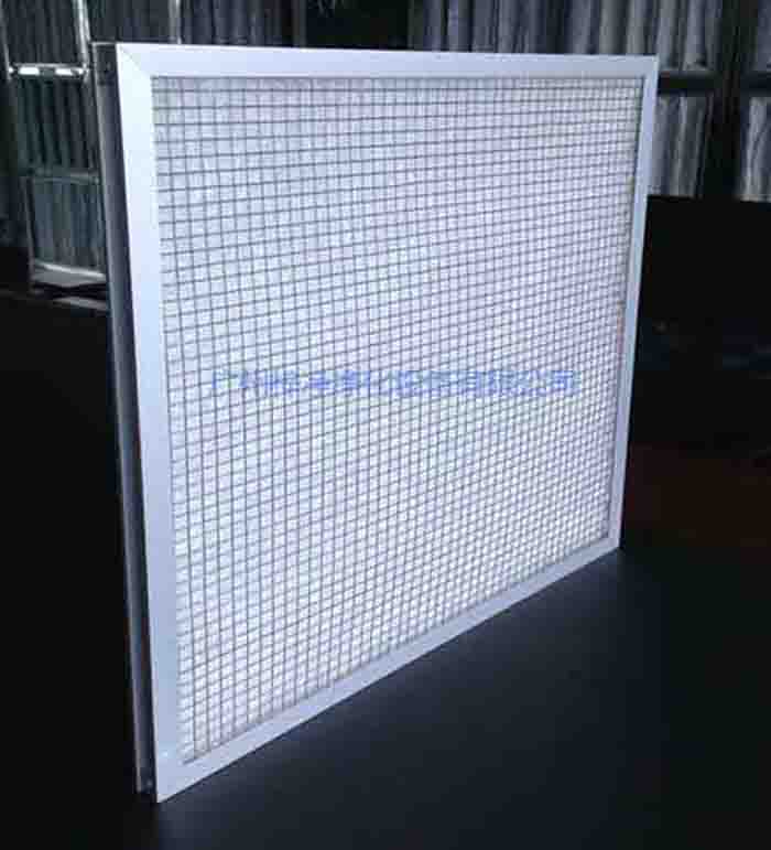 耐高温初效过滤器也被称为(耐高温空气过滤器、耐高温粗效过滤器、耐高温过滤网)初效耐高温过滤器、玻纤高温过滤器、玻纤初效高温过滤网、烤炉高温过滤器。