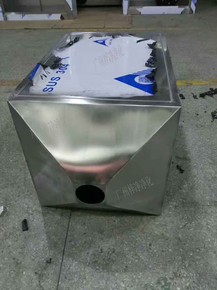 增压新风柜厂家建议初效过滤器，中效过滤器每季度更换一次，视实际使用情况可适当延长或缩短更换周期；