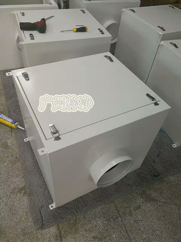 增压新风柜根据所需风量的风压不同，在电机功率适用范围内调整风机转速，达到所需效果；