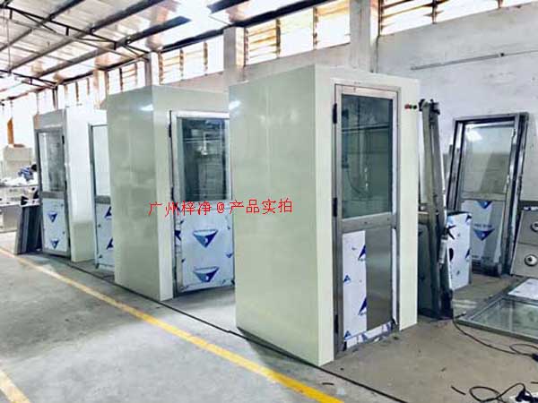 在工业生产过程中，风淋室作为一种重要的净化设备