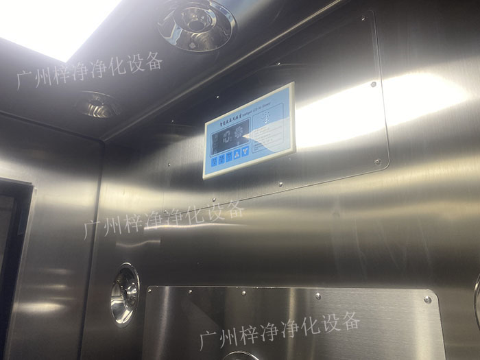 高端满焊接风淋室产品内结构