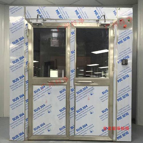 双开门除尘风淋室图片